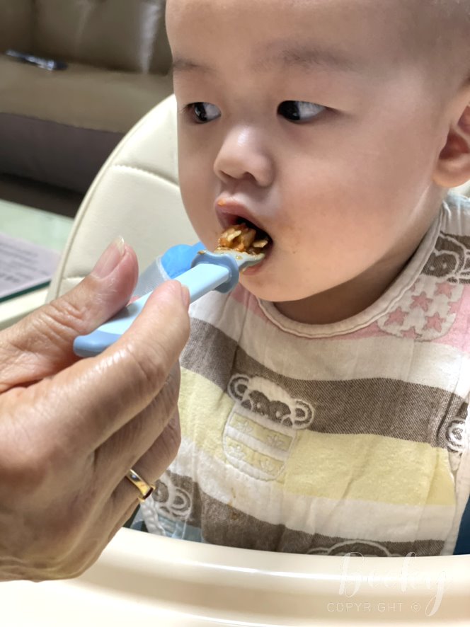 1歲寶寶實際食用番茄藜麥牛肉燉麵